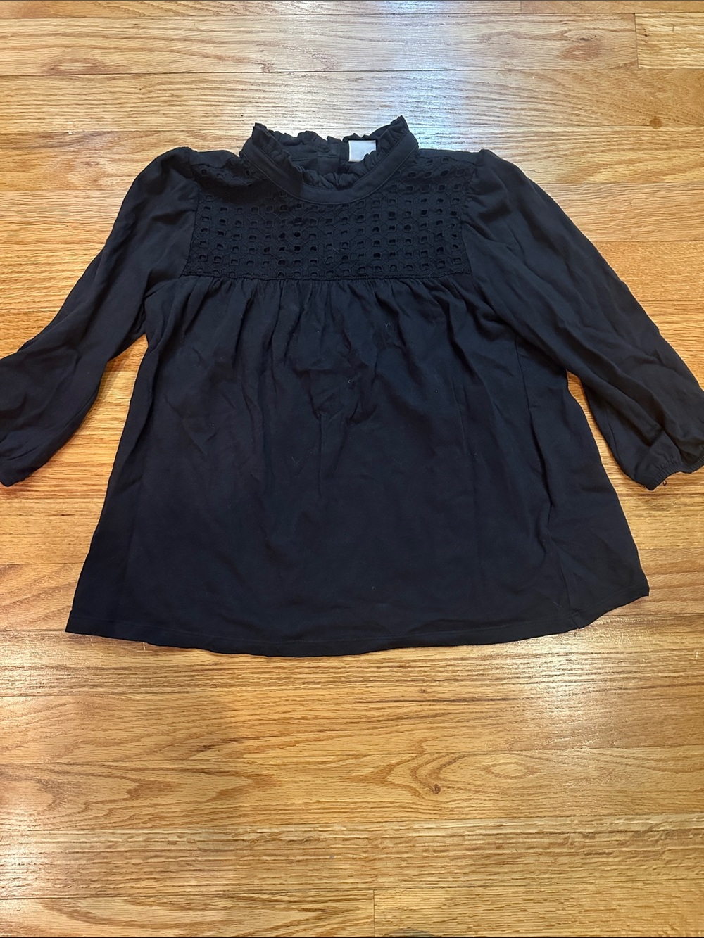 GAP Black 3/4 Sleeve Eyelet Cotton Blouse Size M